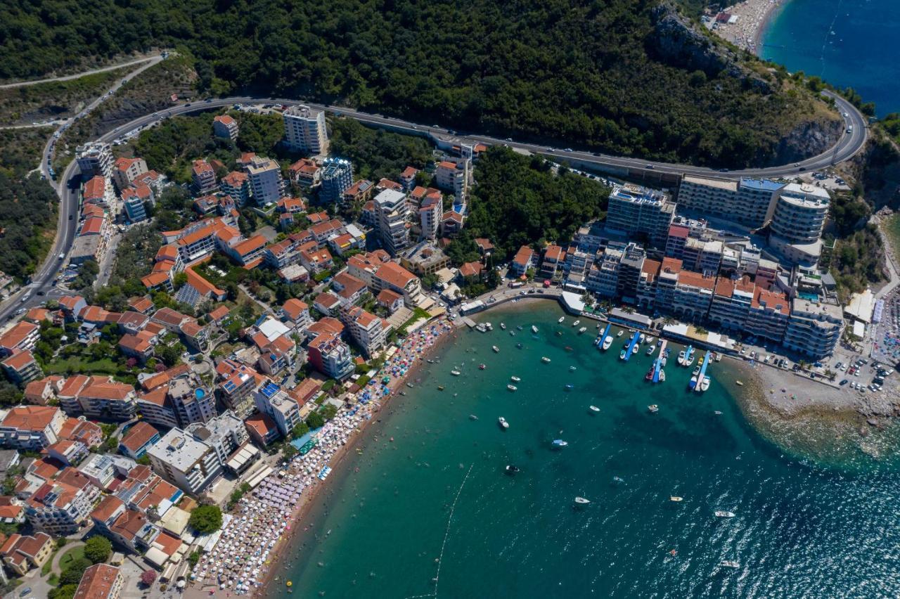 Aura Time Apartments Рафаїловичі Екстер'єр фото